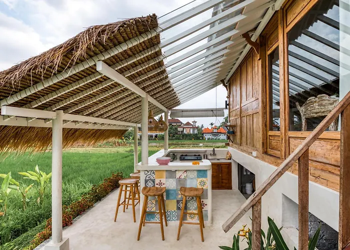 مزرعة للإقامة The Rice Joglo Eco-stay *