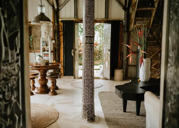 مزرعة للإقامة The Rice Joglo Eco-stay